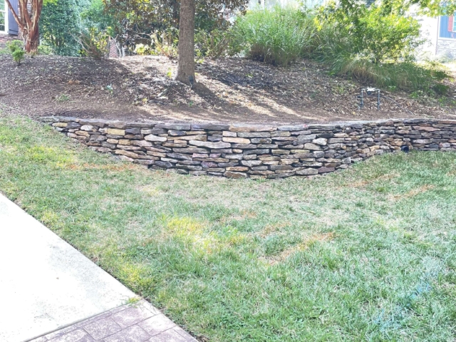 Landscape retaining wall contractors in Pittsboro, NC